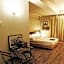 Sattahiptale Boutique Guesthouse & Hostel