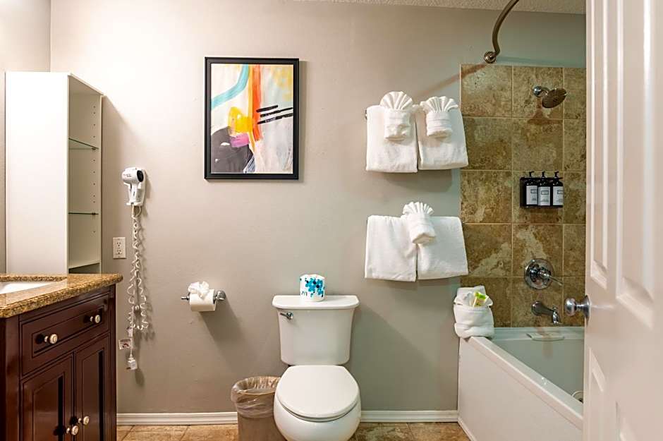 Inn at the Prom Oceanfront