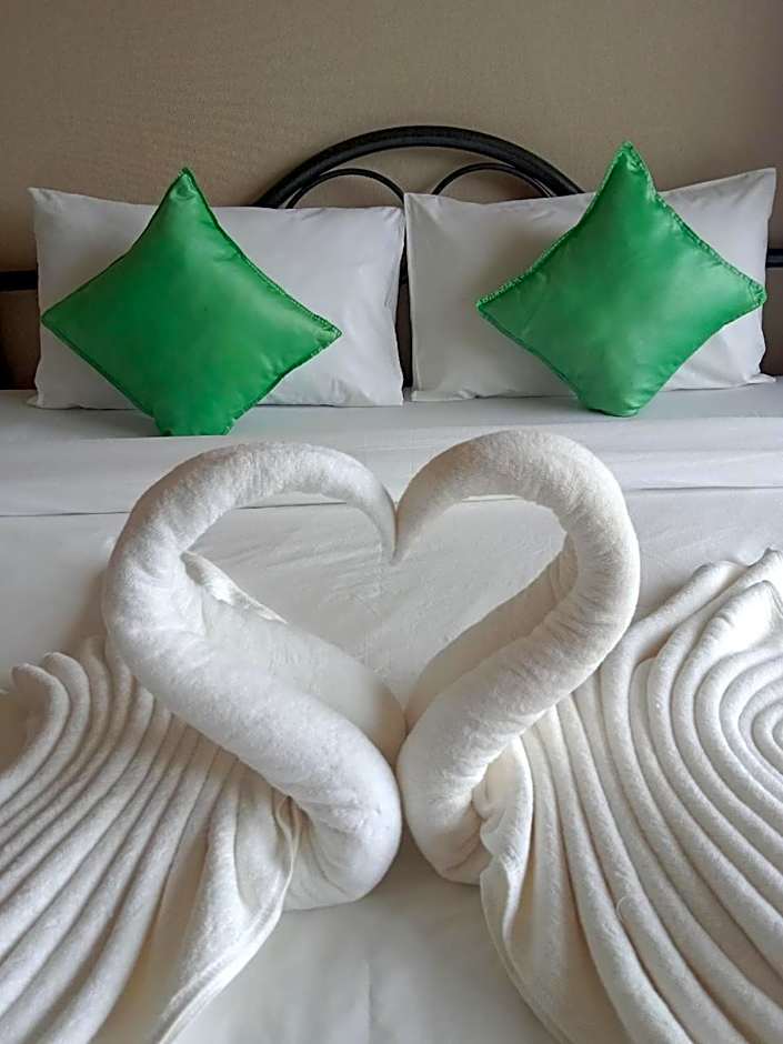 Fueangfu Home Hostel