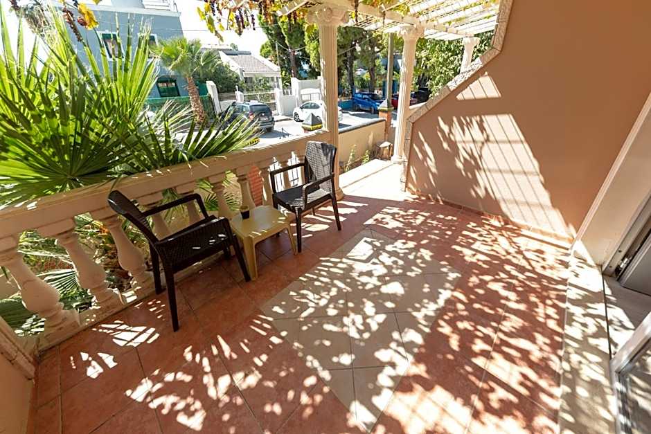 Melis Hotel Kusadasi