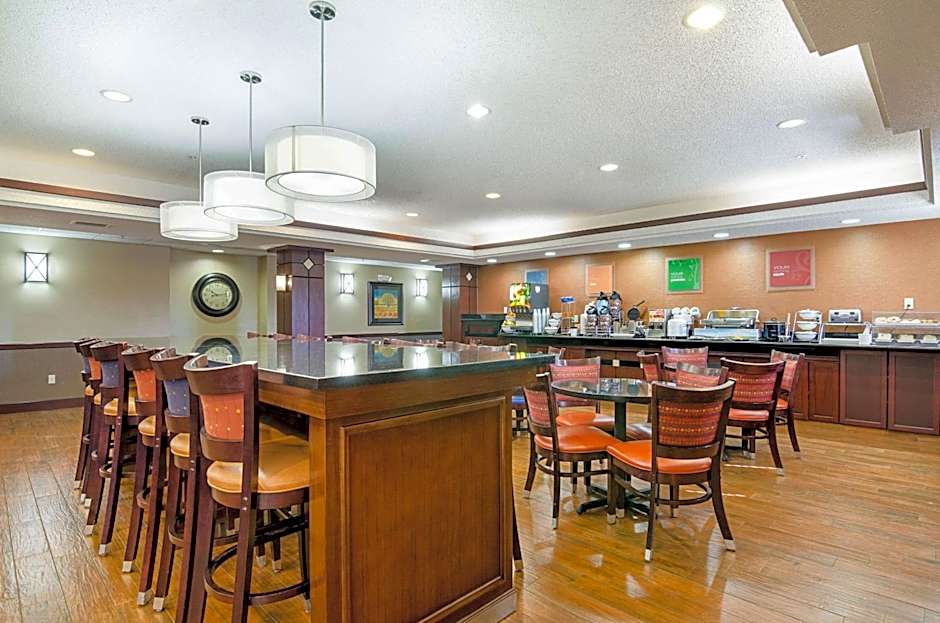 Comfort Inn & Suites Hutchinson