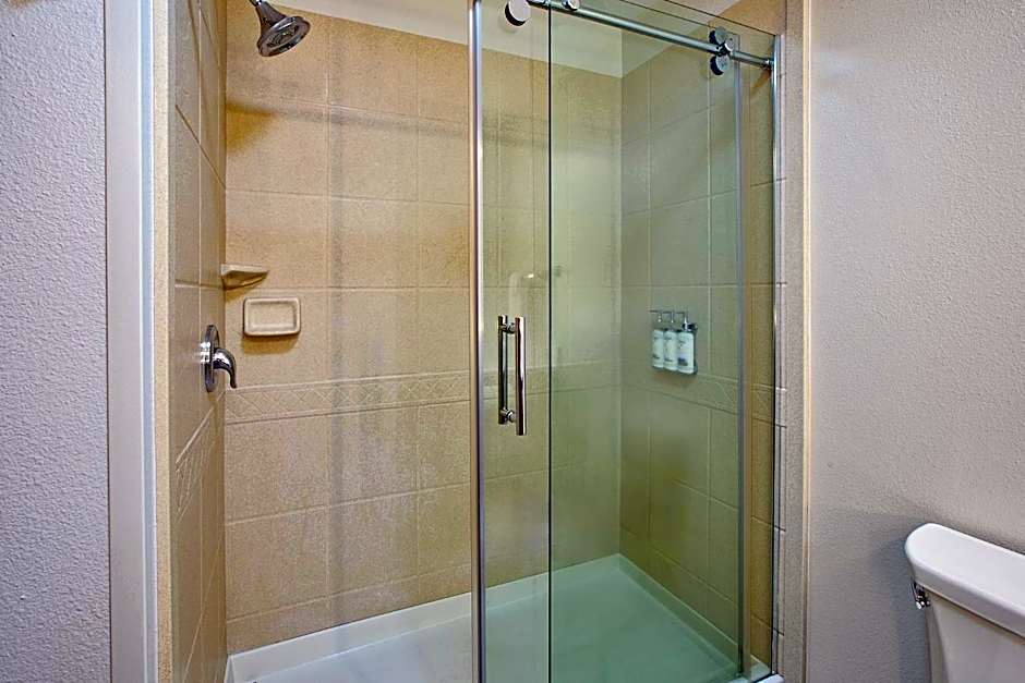 Holiday Inn Express & Suites Sioux Falls Southwest By IHG