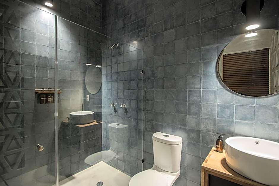 Hotel Sin Nombre