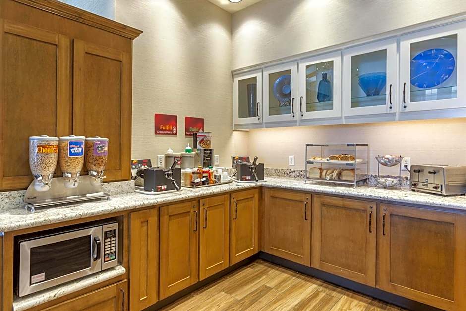 Best Western Plus A Wayfarer's Inn & Suites