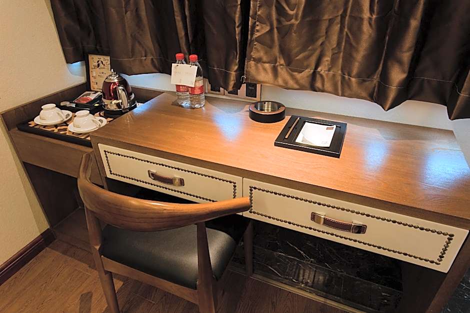 James Joyce Coffetel Wuhu Wanzhi High-Speed Railway Station