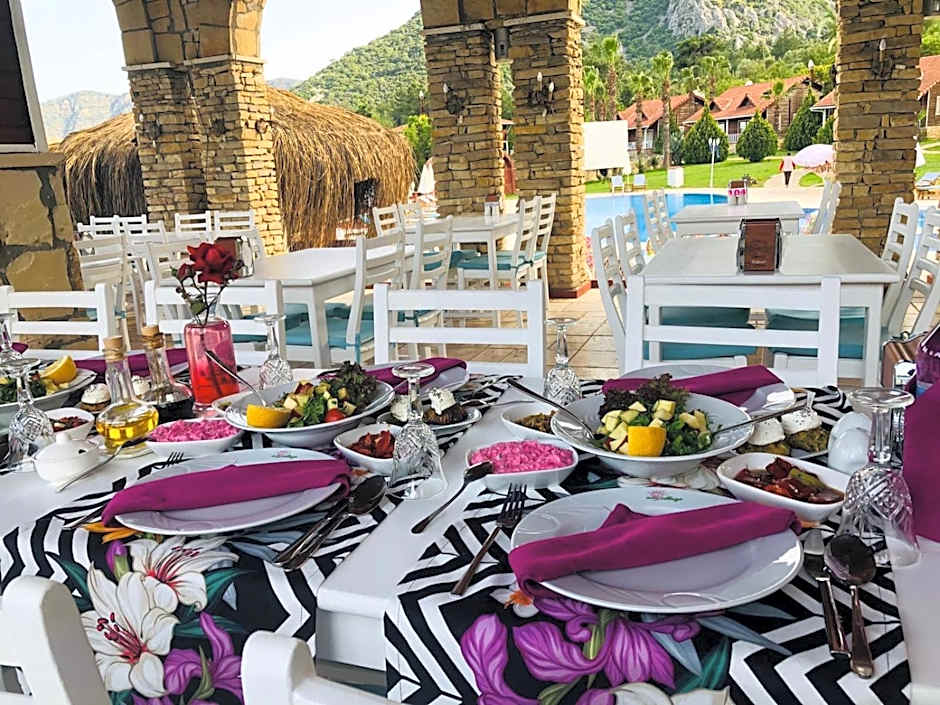 Club Sun Village Hotel