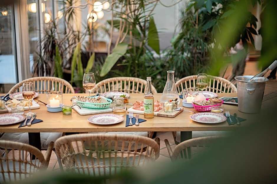 DAS SCHÖNE LEBEN Pop-Up Hotel