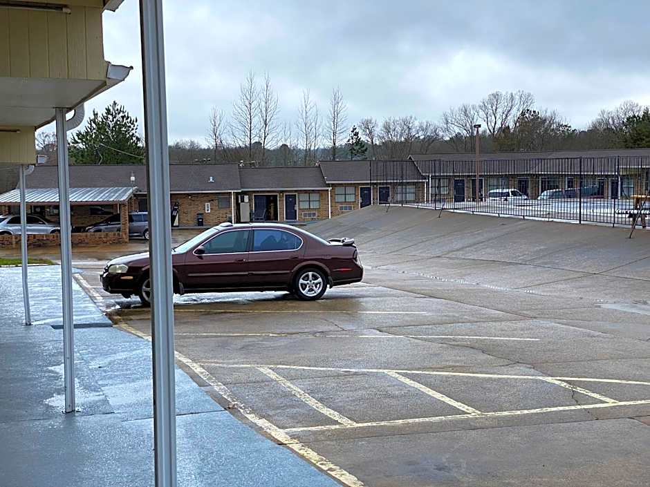 Town House Motel
