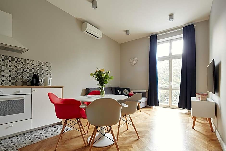 PlayRoom Aparthotel
