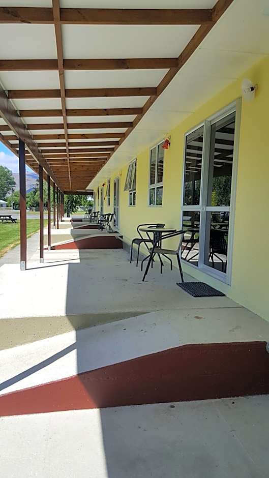 High Country Lodge, Motels & Backpackers