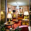 Hotel Duc De St-Simon