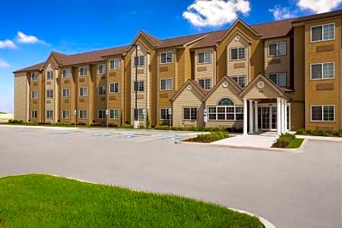 Microtel Inn & Suites by Wyndham Kenedy/Karnes City