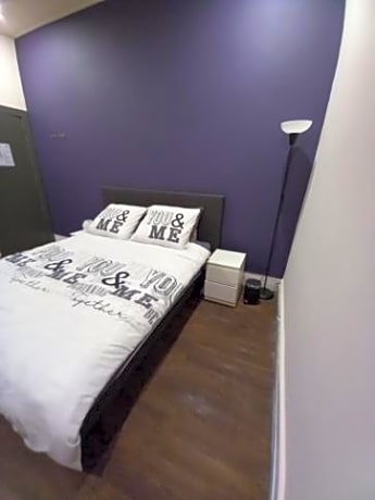 Double Room with Shared Bathroom