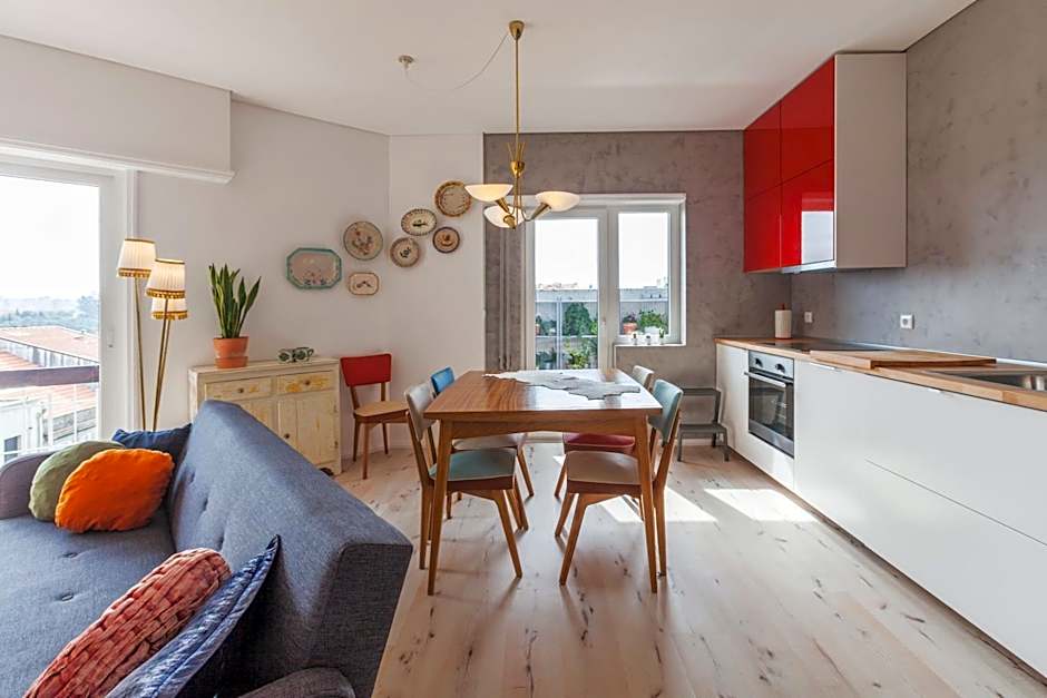 Spacious and Bright City Ap II