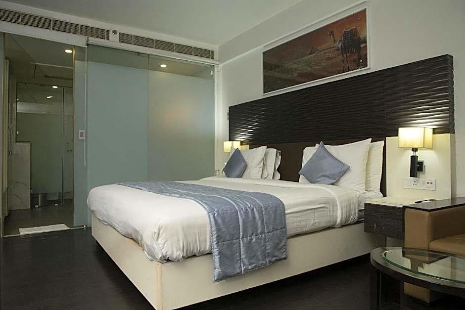 Ambar Sarovar Portico Hotel - Gandhidham