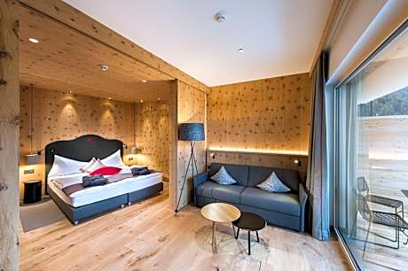 Junior Suite with Balcony