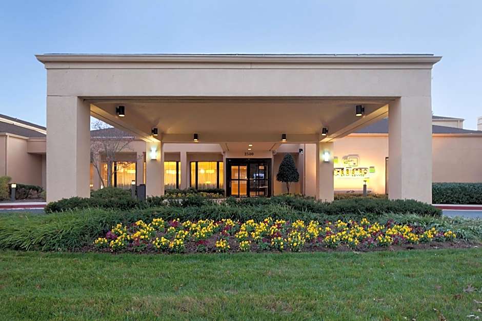 Courtyard by Marriott Rockville