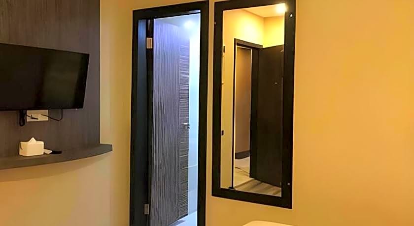 Paragon Nagoya Hotel Batam