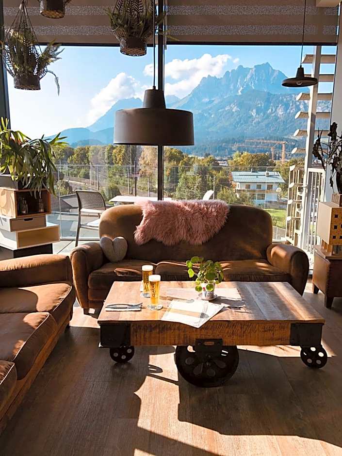 Cubo Sport & Art Hotel