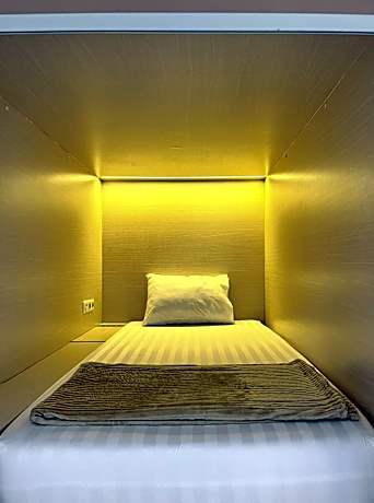 Bed in 6-Bed Dormitory Room