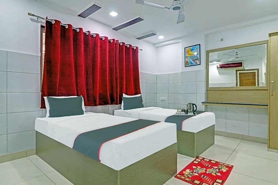 HOTEL ROYAL SUITES AND ROOMS