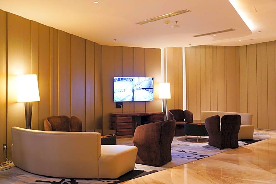 Crowne Plaza Dalian Sports Center by IHG