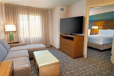 One-Bedroom Suite