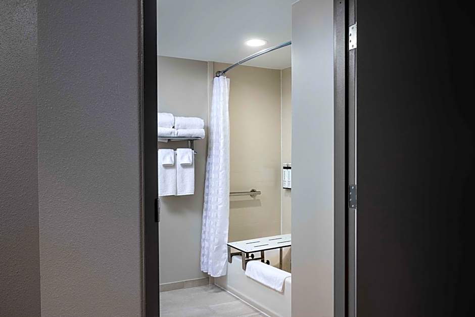 Hyatt Place Indianapolis Airport