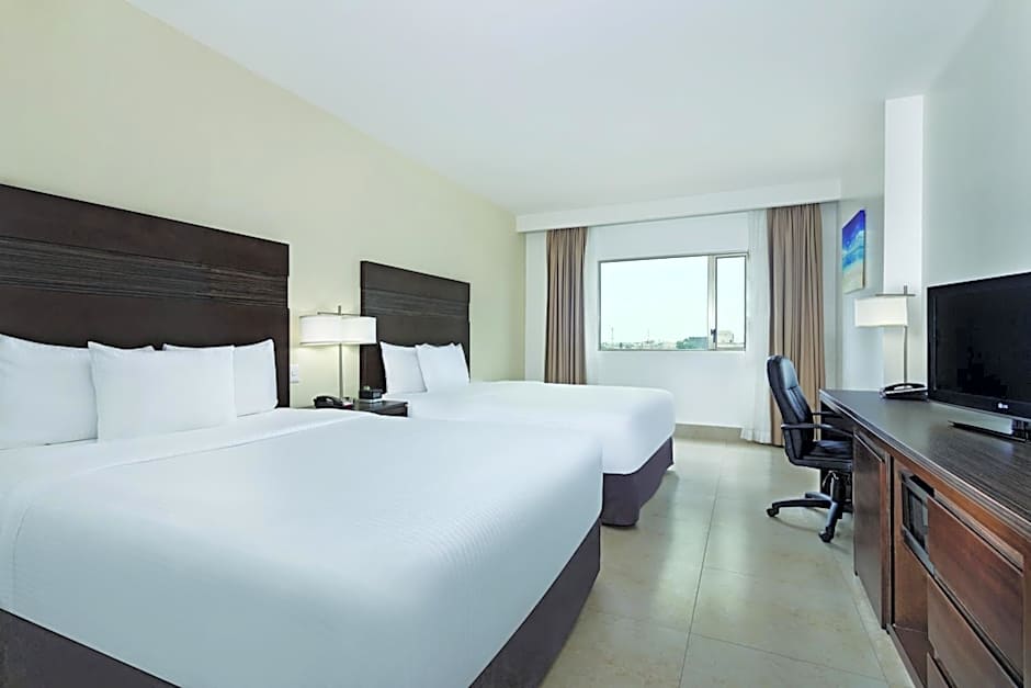 Wyndham Garden Cancun Downtown