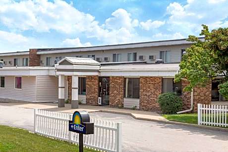 Days Inn by Wyndham Fond du Lac