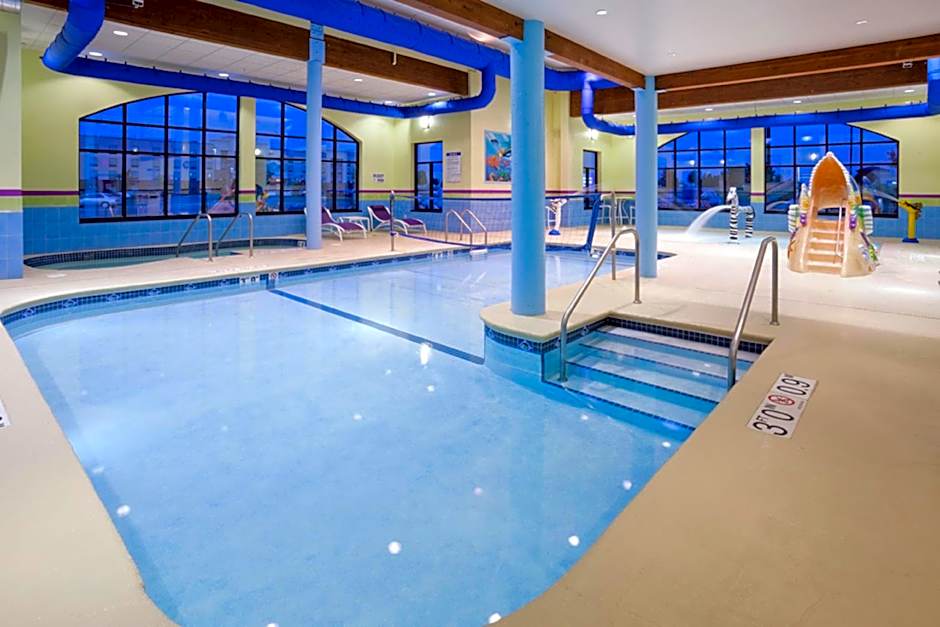 Holiday Inn Express Hotel & Suites Rogers By IHG
