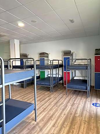 Mixed Dormitory Room