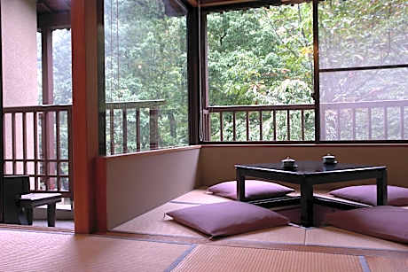 Japanese Style Standard Room with Shared Bathroom
