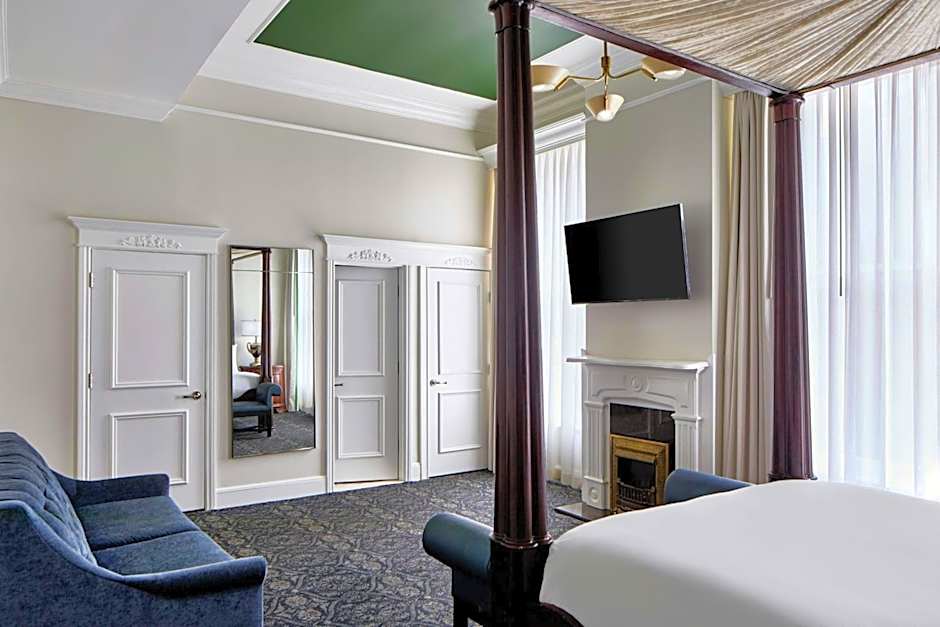 Le Pavillon, New Orleans, a Tribute Portfolio Hotel
