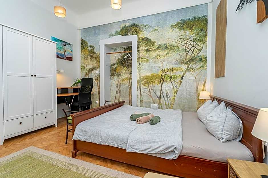 Acacia Private Rooms & Studios