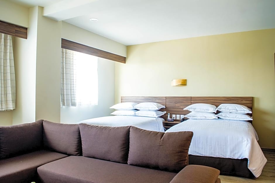 Crown Victoria Hotel