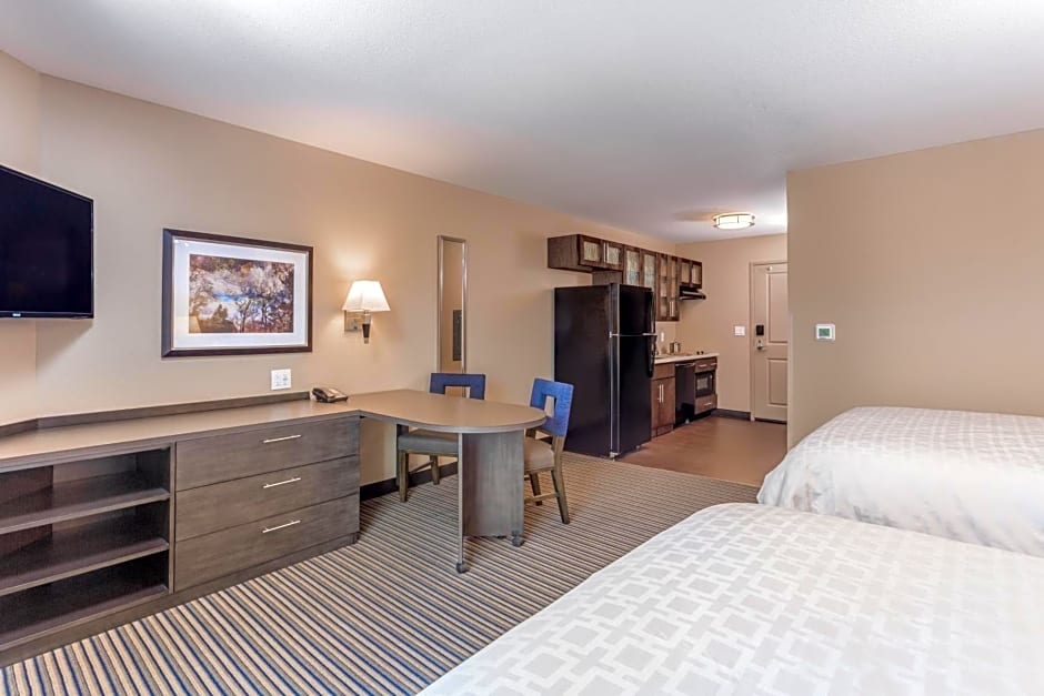Candlewood Suites Eau Claire I-94, an IHG Hotel