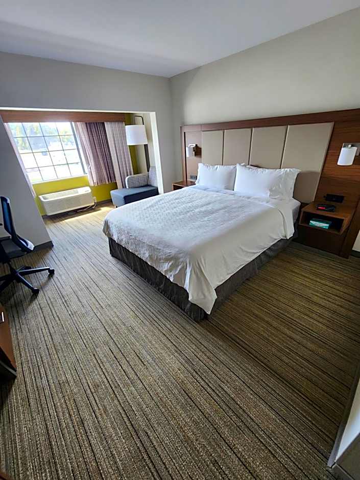 Holiday Inn Express Lompoc By IHG