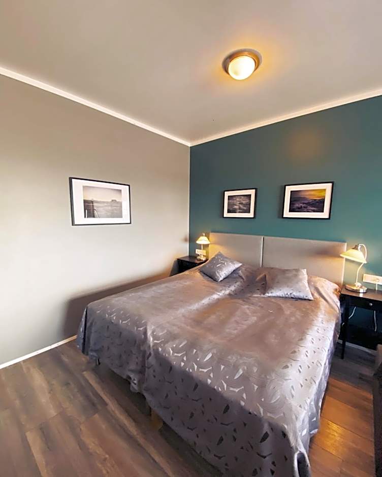 Bakki Apartments & Hostel