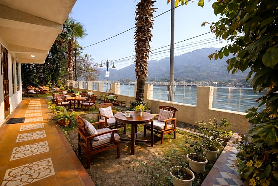 Yog niketan by sanskriti