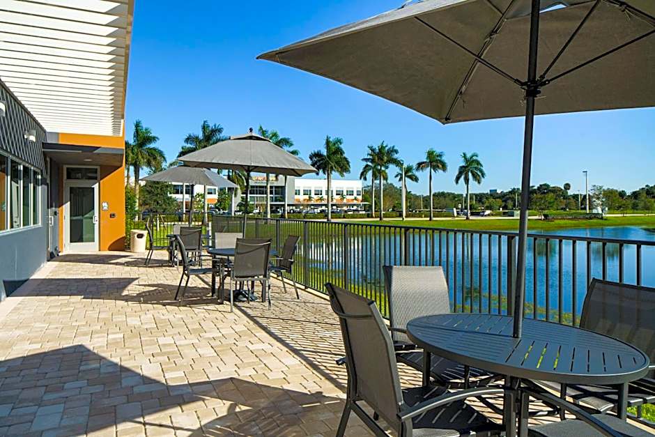 Fairfield Inn & Suites by Marriott Boca Raton Deerfield Beach