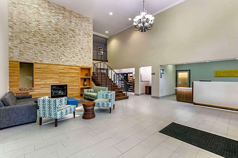 Clarion Pointe Columbus-Bradley Park