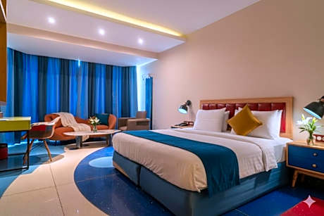 Deluxe Double or Twin Room with Pool View