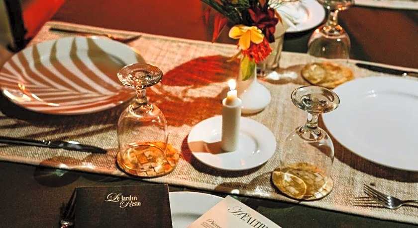 Rossa Garden Hotel Boutique