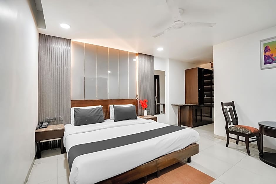 Super Hotel O Grand Peepal