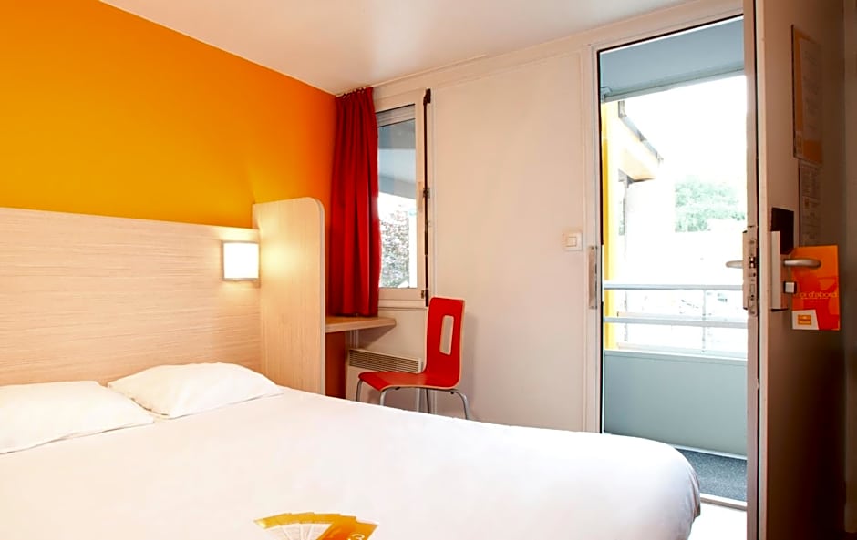 Premiere Classe Valenciennes Ouest Petite Foret Hotel