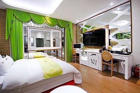Myeongpum Hotel Geonilla