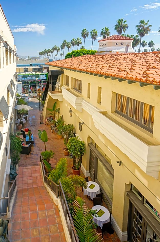 Balboa Inn