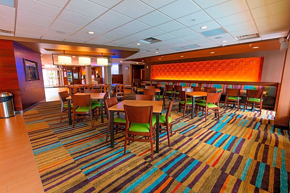 Fairfield Inn & Suites by Marriott Atlanta Woodstock