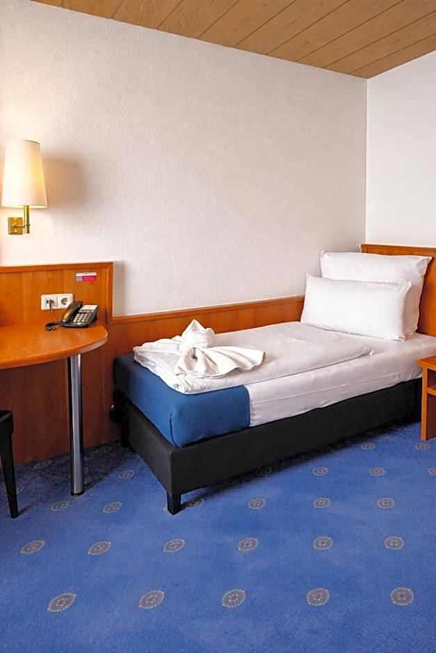 Luna Inn Stuttgart City